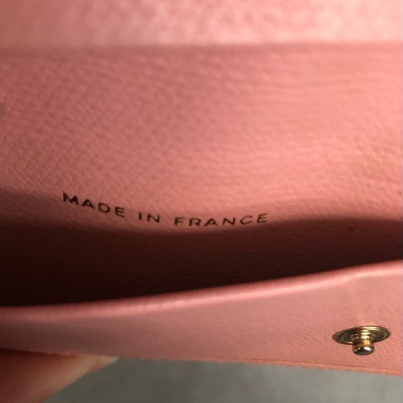 Authentic Chanel 6 hook Key Holder in Pink Color - Picture 7 of 10